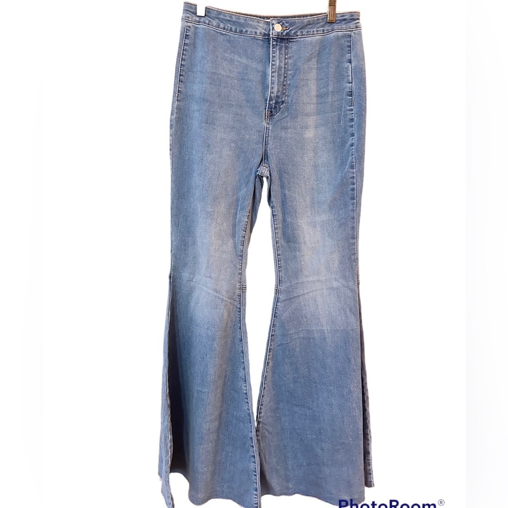 We The Free NWT Just Float On Flare Highrise- 30